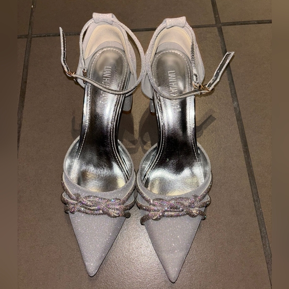 Wedding Shoes - Picture 1 of 7